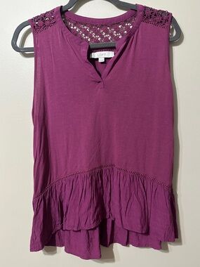 LOFT Women's Sleeveless Raspberry Crochet-Detail Peplum Top